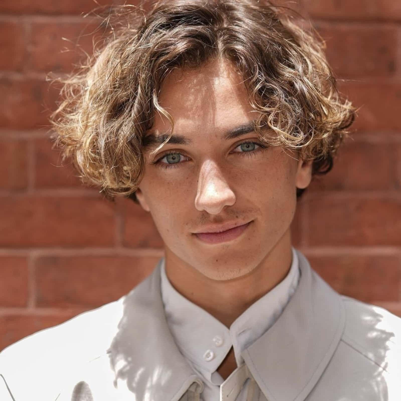 The Hottest Brunette Actors In Their 20s, Ranked