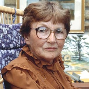 Celebrities Born in 1906 | List of Famous Men & Women Born in 1906