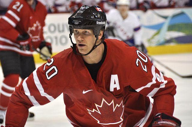 Chris Pronger Collapsed After Getting Hit With A Puck In The Chest