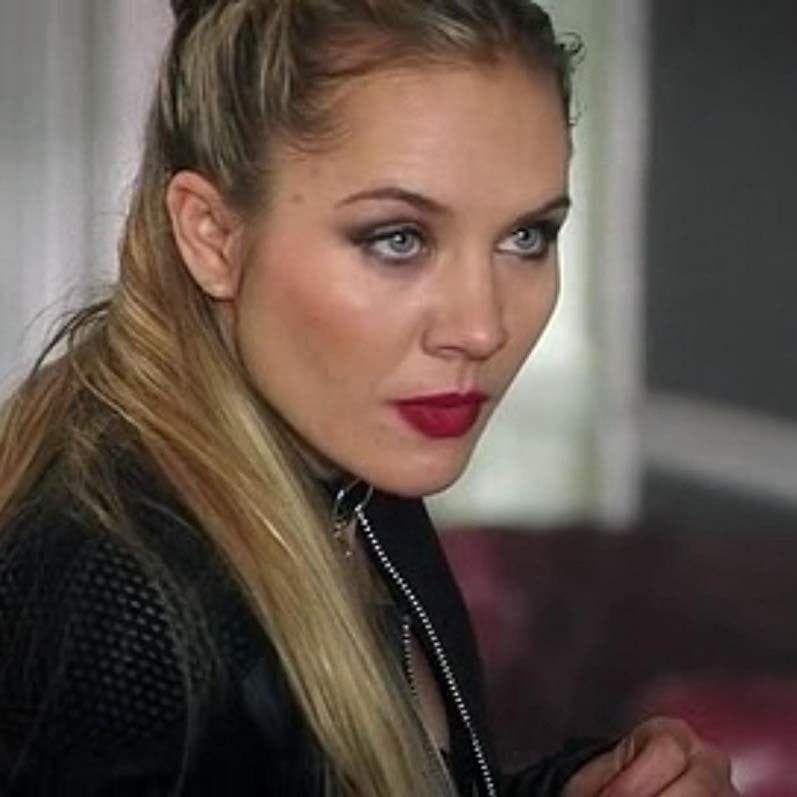 Amy Johnston is listed (or ranked) 90 on the list The Most Captivating Celebrity Eyes (Women)