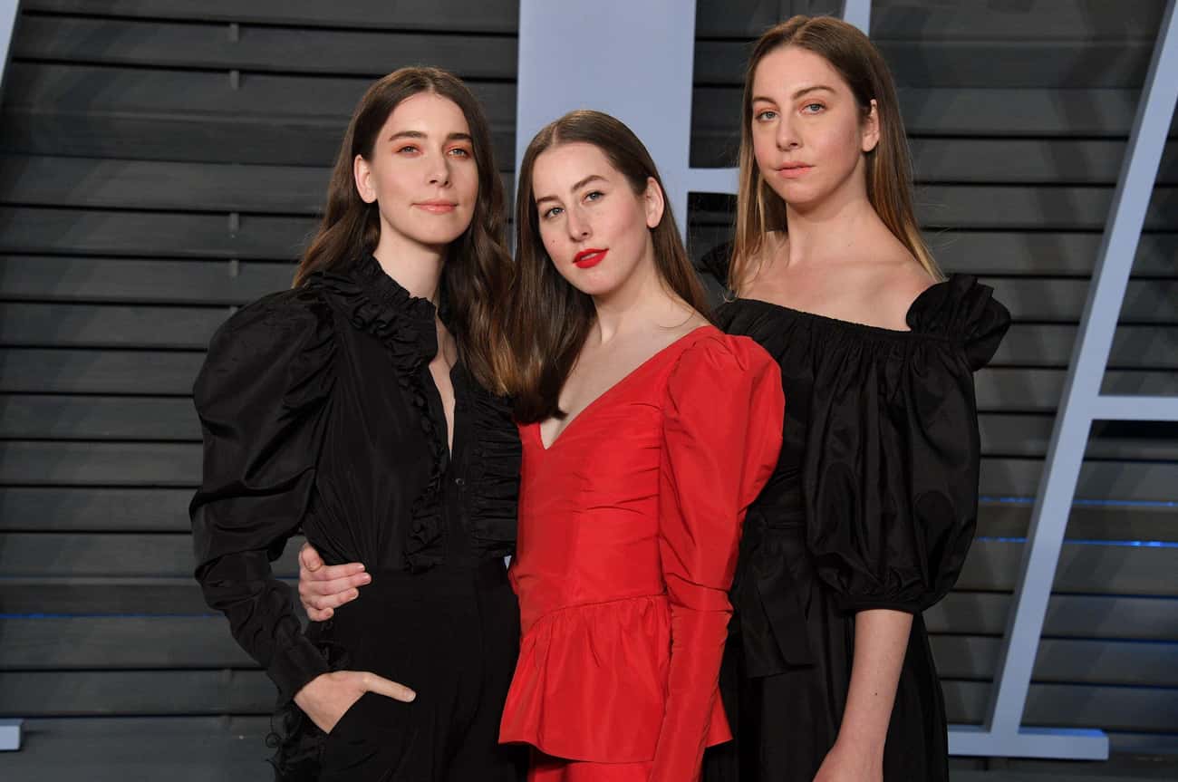 HAIM Had To Fight For The Same Pay As Their Male Contemporaries And Say They&#39;ve Experienced Predatory Behavior