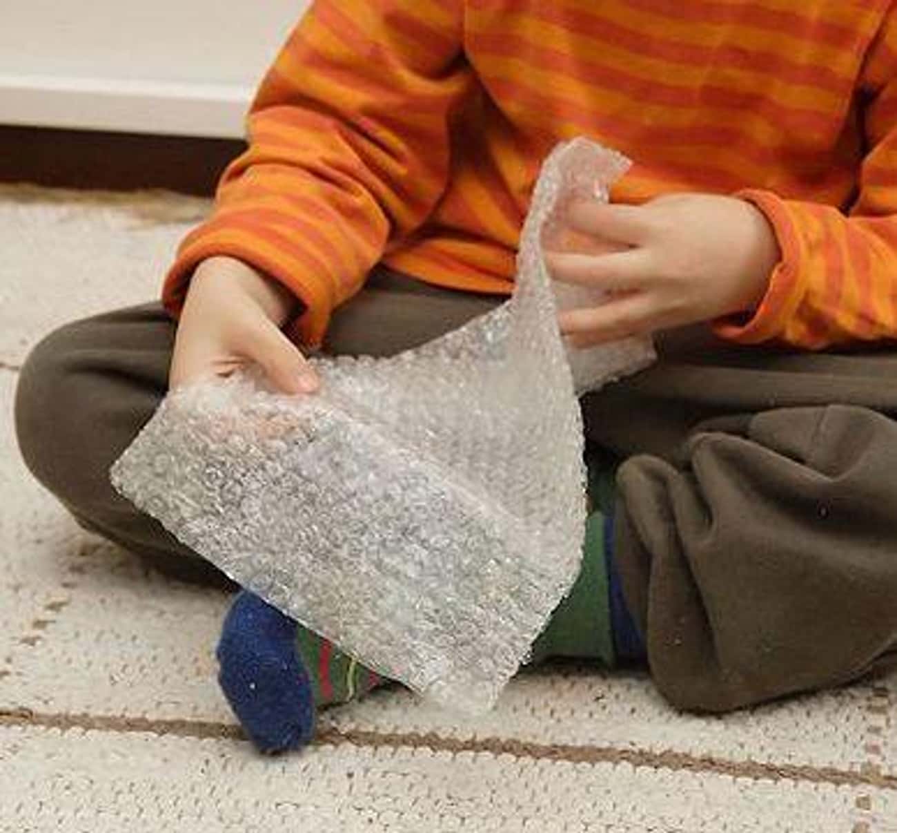 Bubble Wrap Started As Textured Wallpaper