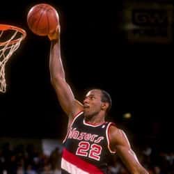 Top 10 Houston Rockets “Could Have Beens”: #1 Ralph Sampson - The Dream  Shake