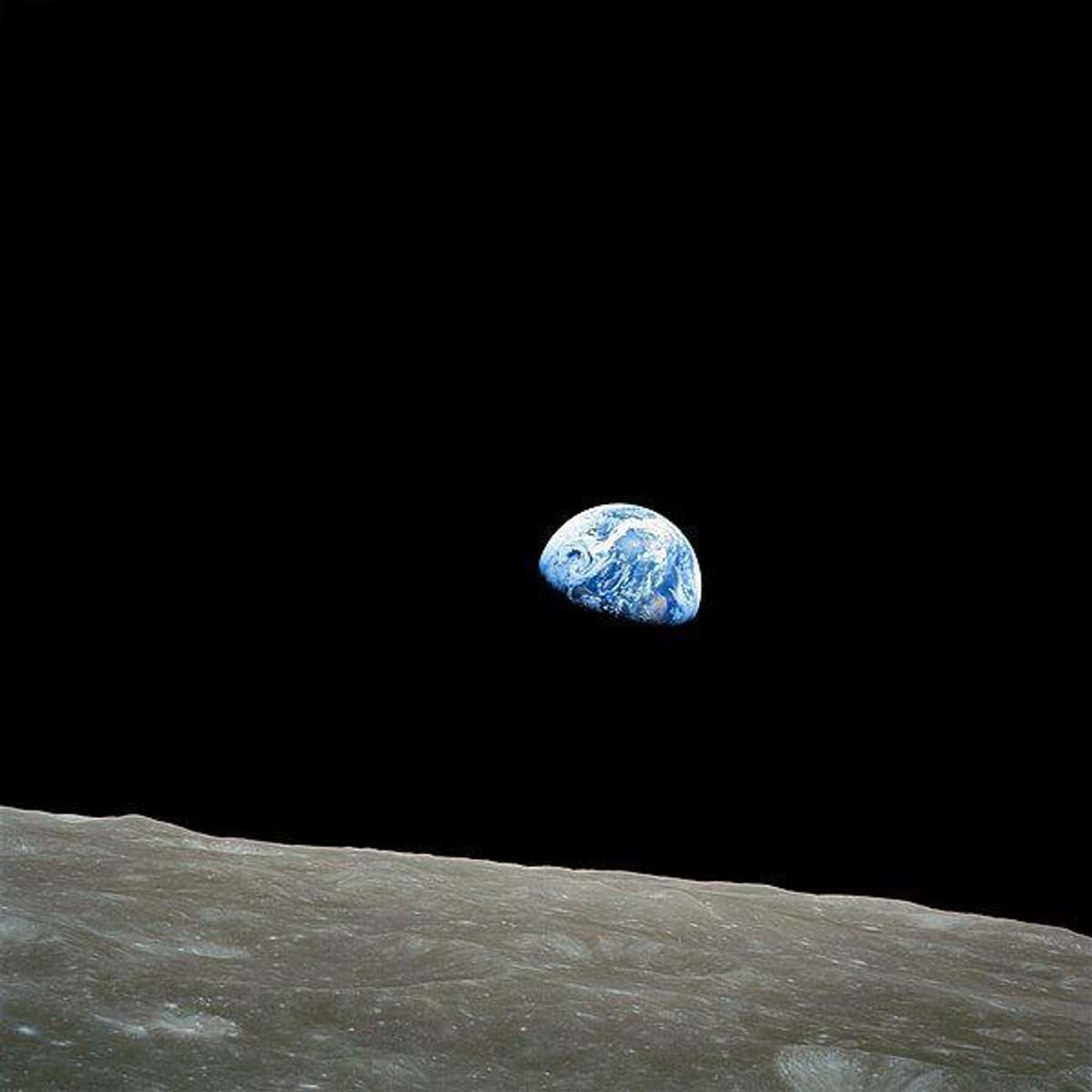 Earth Rising Behind The Moon (1968)