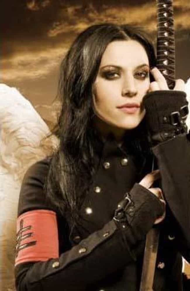 [Image: cristina-scabbia-recording-artists-and-g...crop=faces]