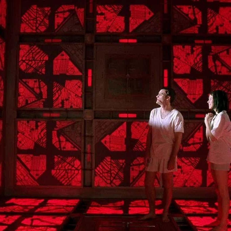 7 Terrifying Movie Traps That Still Give Viewers Nightmares