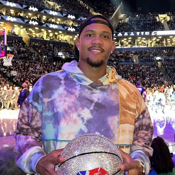 Celebrity Nets Fans Celebrities at Brooklyn Net Games