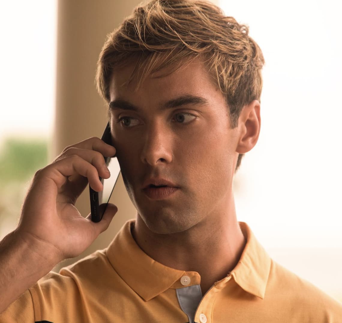 Young Male Actors With Blonde Hair