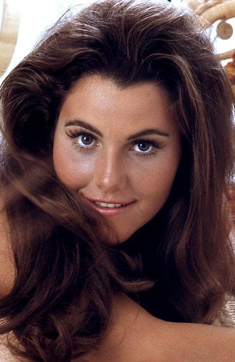 Celebrities Born in 1949 List of Famous Men & Women Born