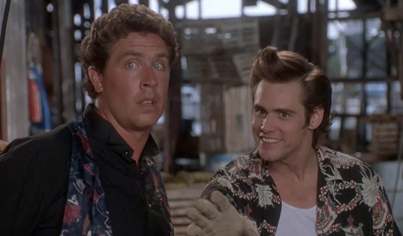 Carrey Made A Wacky Pitch - In Public - To Get Dan Marino To Be In The Movie