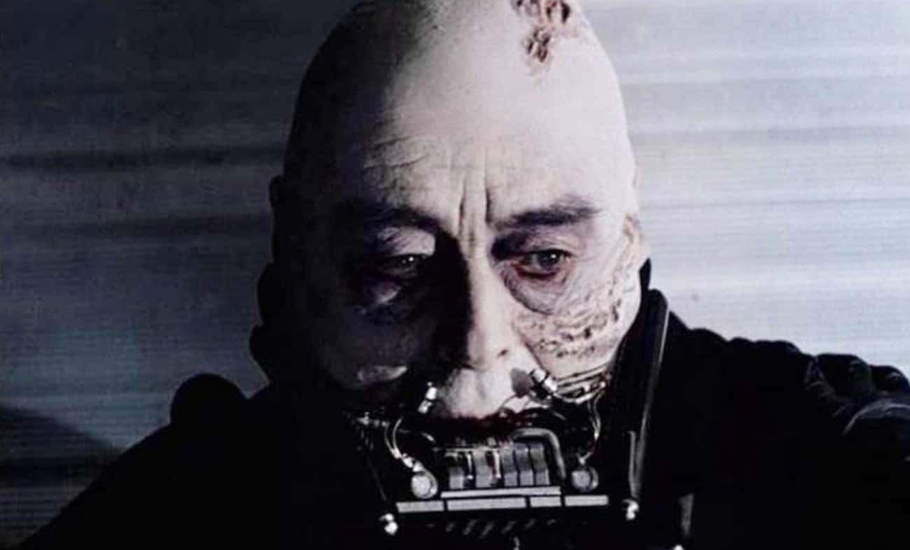 Darth Vader Is 45 When He Turns On Emperor Palpatine