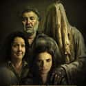 Ian Mune, Bruce Hopkins, Morgana O'Reilly   Housebound is a 2014 New Zealand horror comedy film written, edited, and directed by Gerard Johnstone. It is his feature film directorial debut.