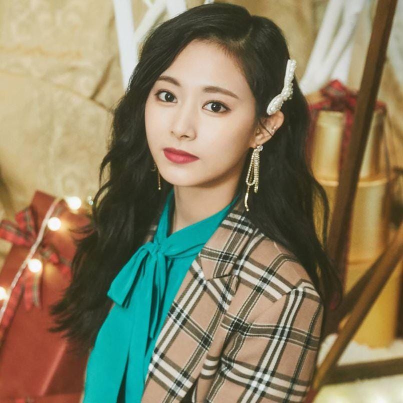 Tzuyu Rankings & Opinions