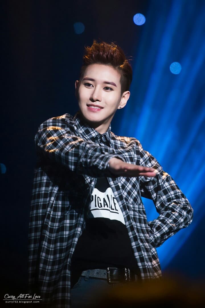 45+ K-pop Idols Who Are ENFJ, Ranked By Fans