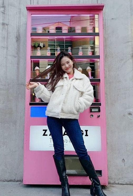 The 33 Shortest Female K-pop Idols