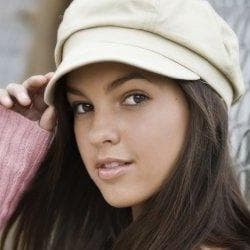 Celebrities Born in 1994 | List of Famous Men & Women Born in 1994 (Page 3)