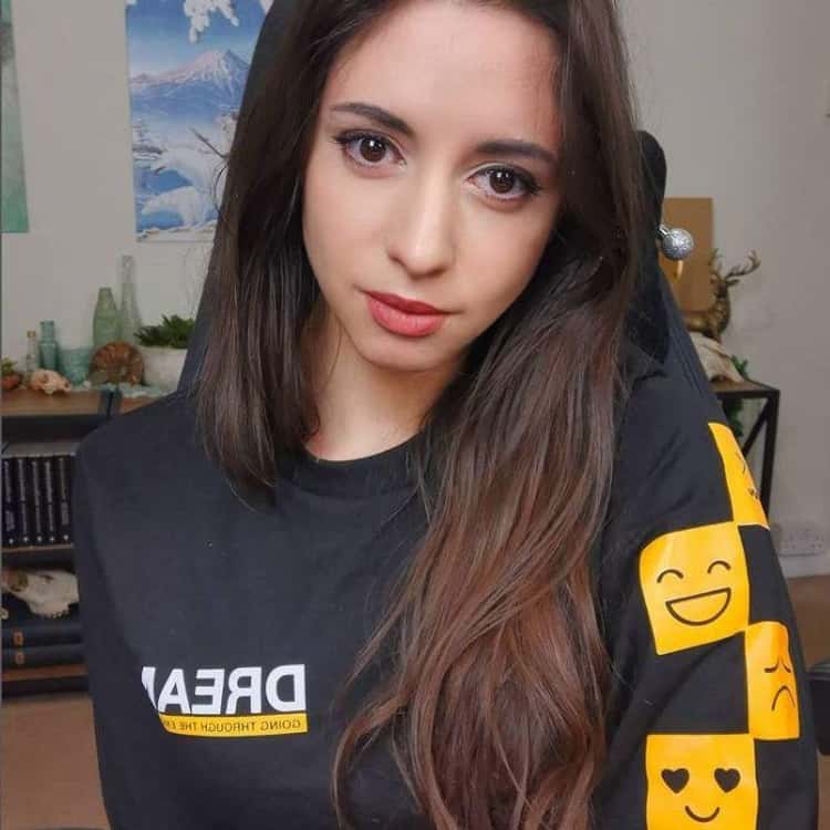 The Hottest Streamer (Right Now)
