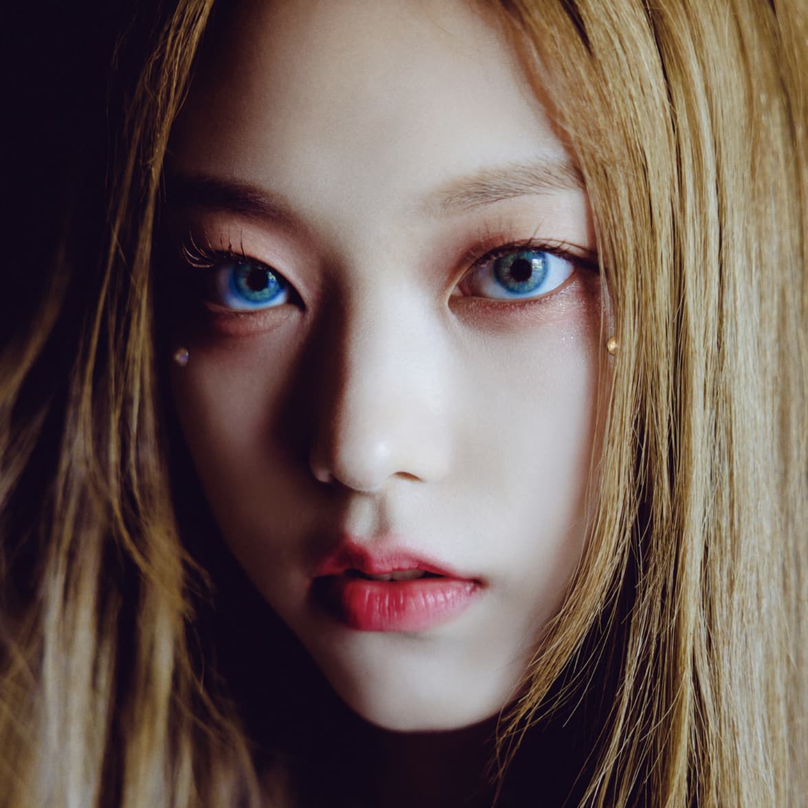 6 Female Kpop Idols Born In 2006