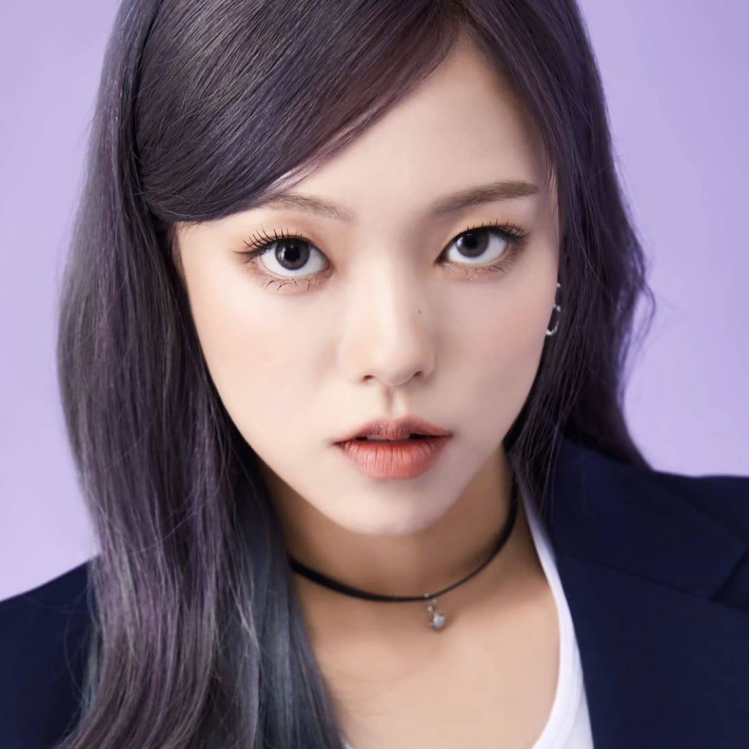 20 K-pop Idols Who Are ENTJ, Ranked By Fans