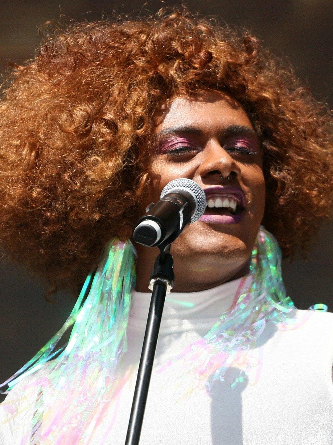 The 20 Hottest Transgender Women Singers (With Photos)