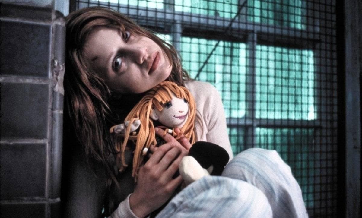 Не говори ни слова(don&#039;t say a word) (2001). Не говори никому ни слова. Бриттани мерфи не говори ни слова. Не говои ни слова фильс 2001. Не говори никому ни слова.