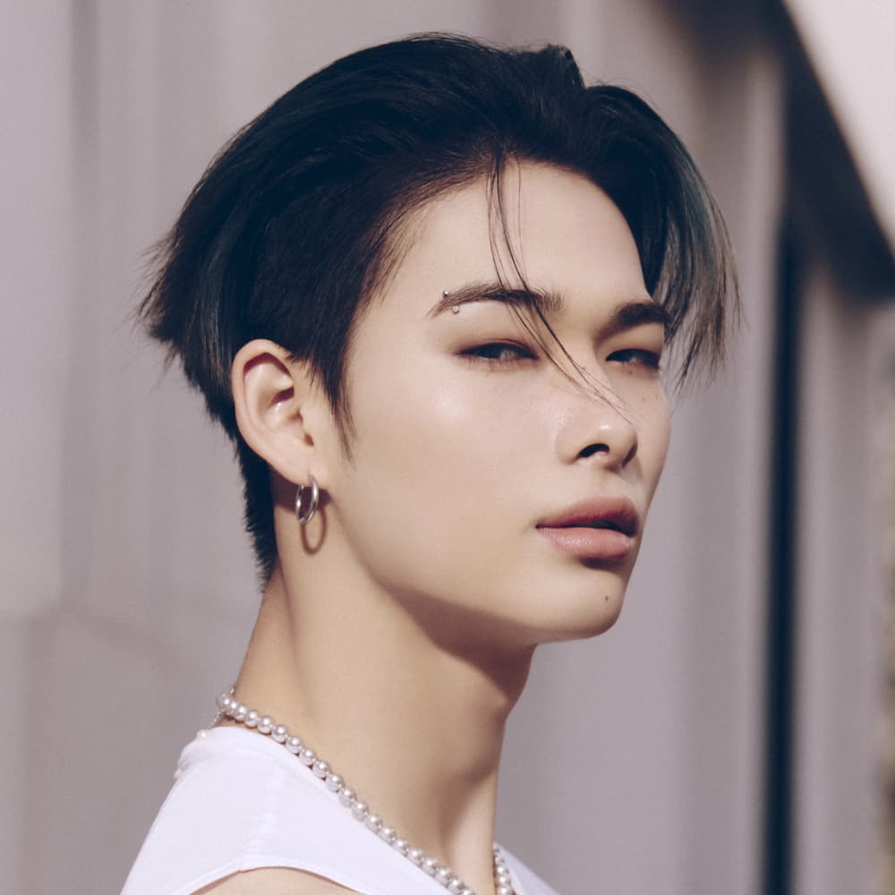 20 K-pop Idols Who Are ENTJ, Ranked By Fans