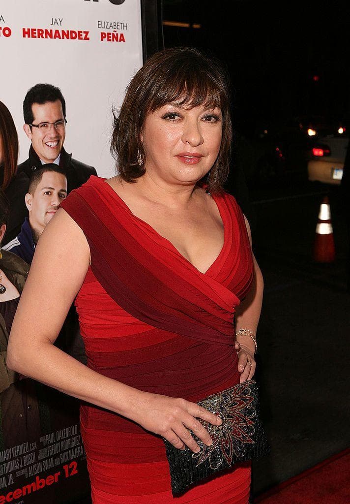 Elizabeth pena sexy