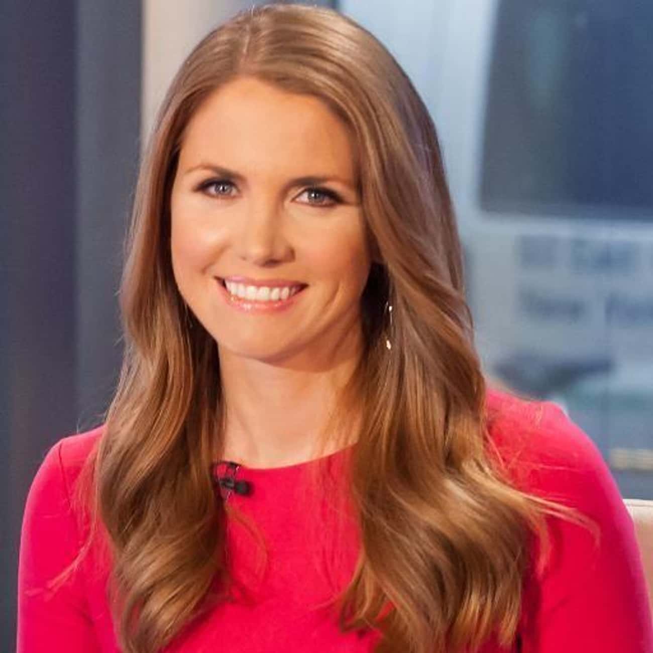 The 25 Most Beautiful News Anchors Of All Time Ranked