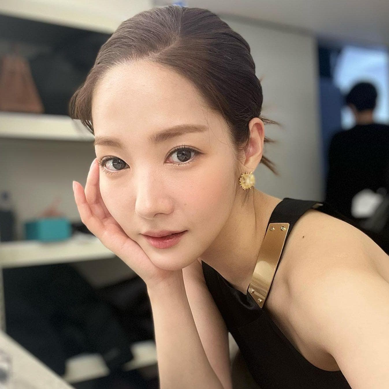 Park Min-young