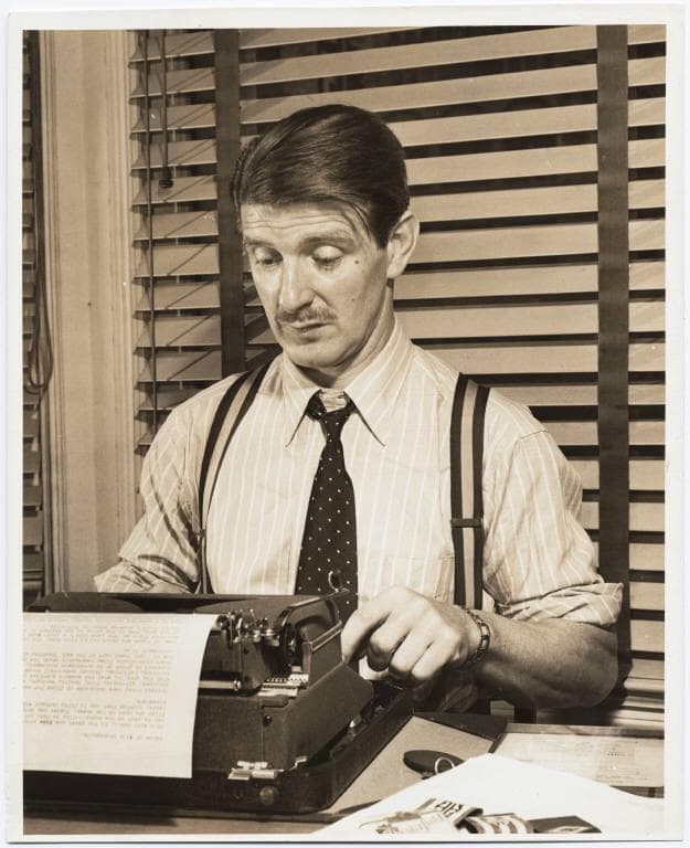 Famous Last Name Knight - Knight Surname Meaning And Origin / Knight is also a common last name in australia, jamaica, new zealand and the isle of man.