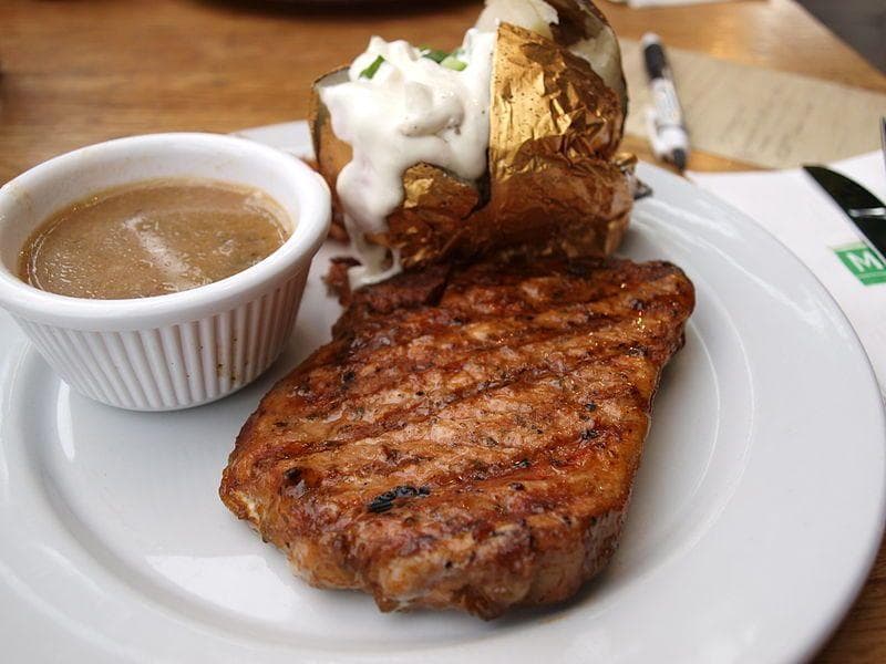 The Last Meals Of 15 Historical Figures