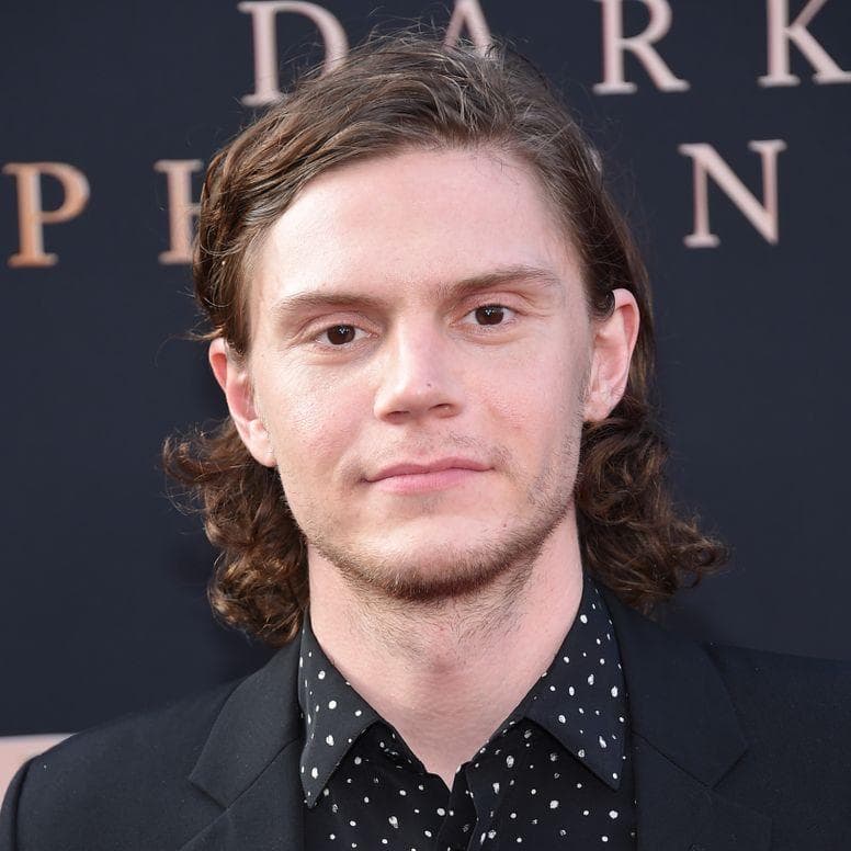 Evan Peters