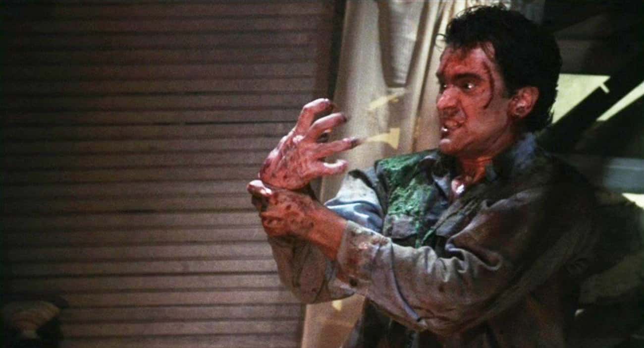 In 'Evil Dead II,' Ash Has A Massive Brawl Against His Own Possessed Hand