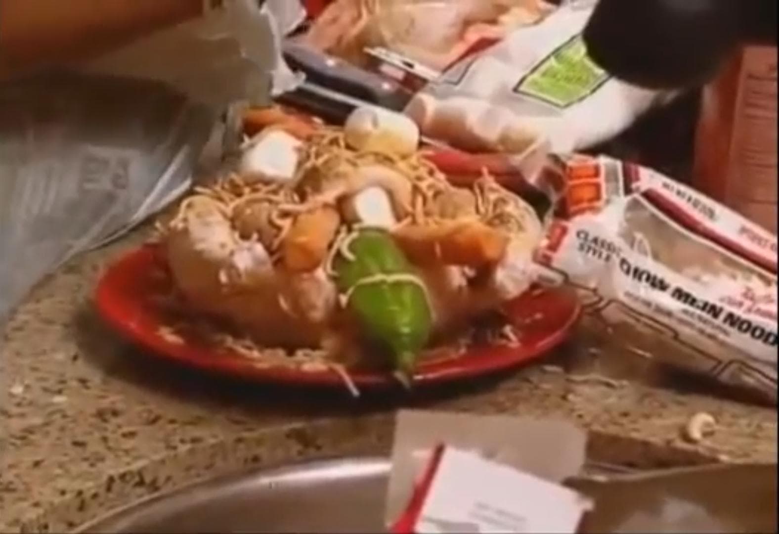 Hottie Cooked A Rotisserie Chicken In The Microwave On 'Flavor of Love'