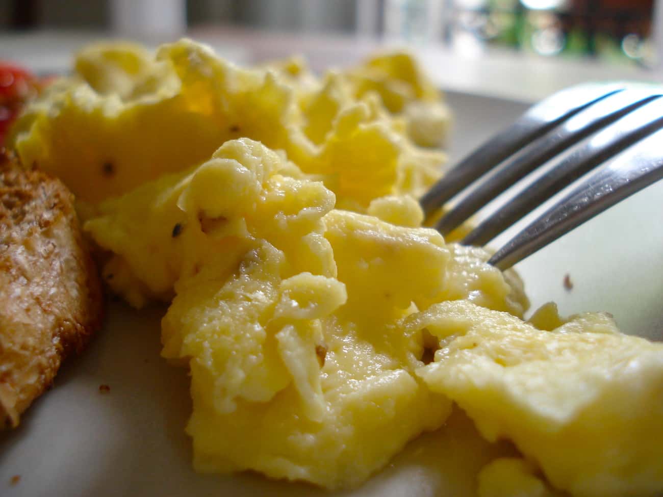 Scrambled Eggs Cracked on the Grill
