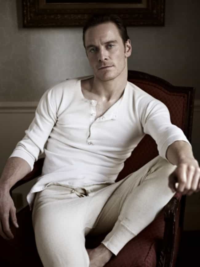 Shirtless Michael Fassbender Hot Pics Photos And Images 