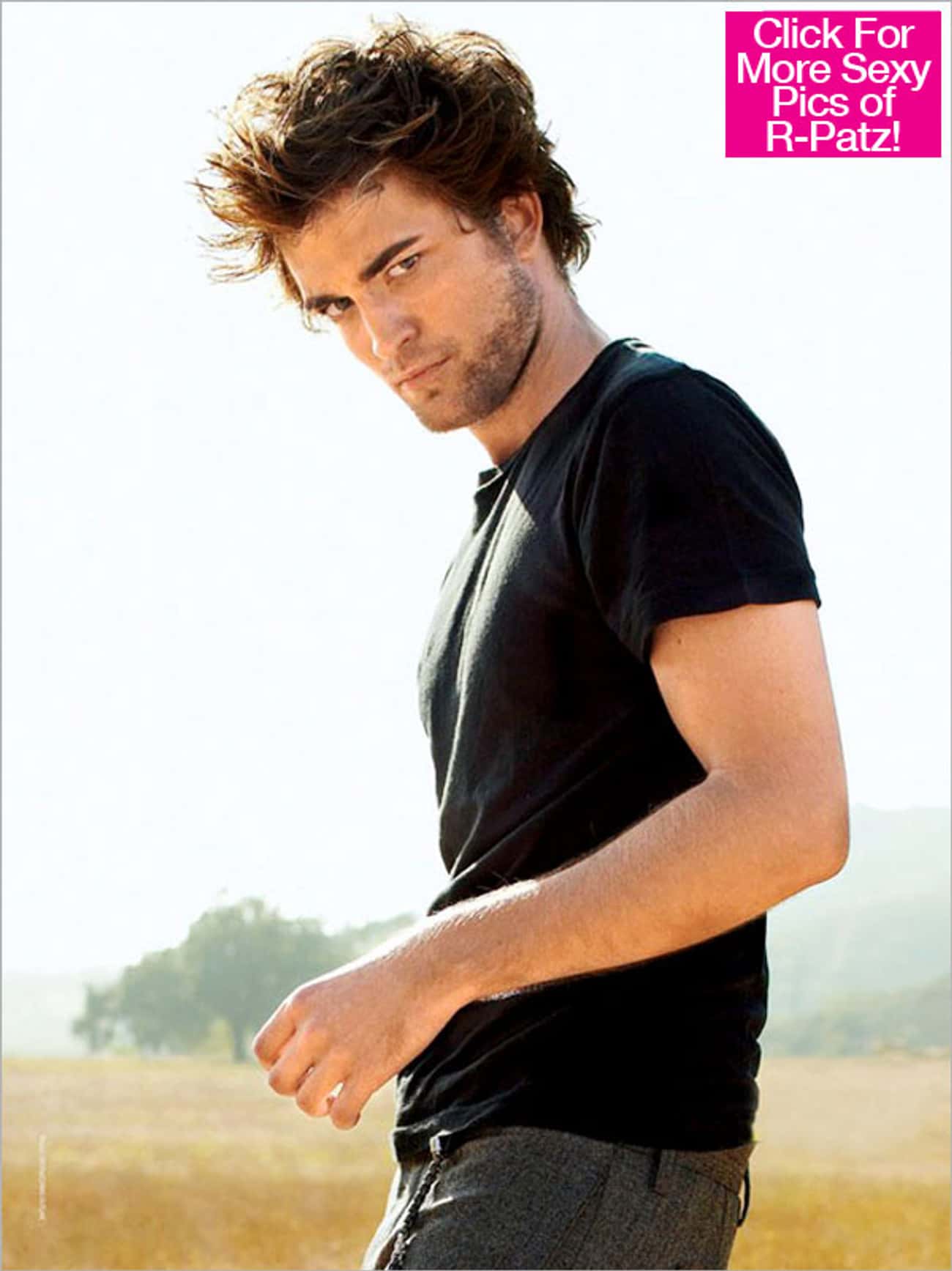 Robert Pattinson in Black T-Shirt