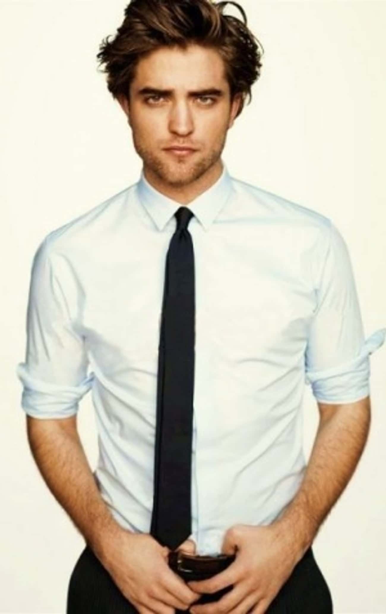 Robert Pattinson in 3/4 Sleeve with Necktie