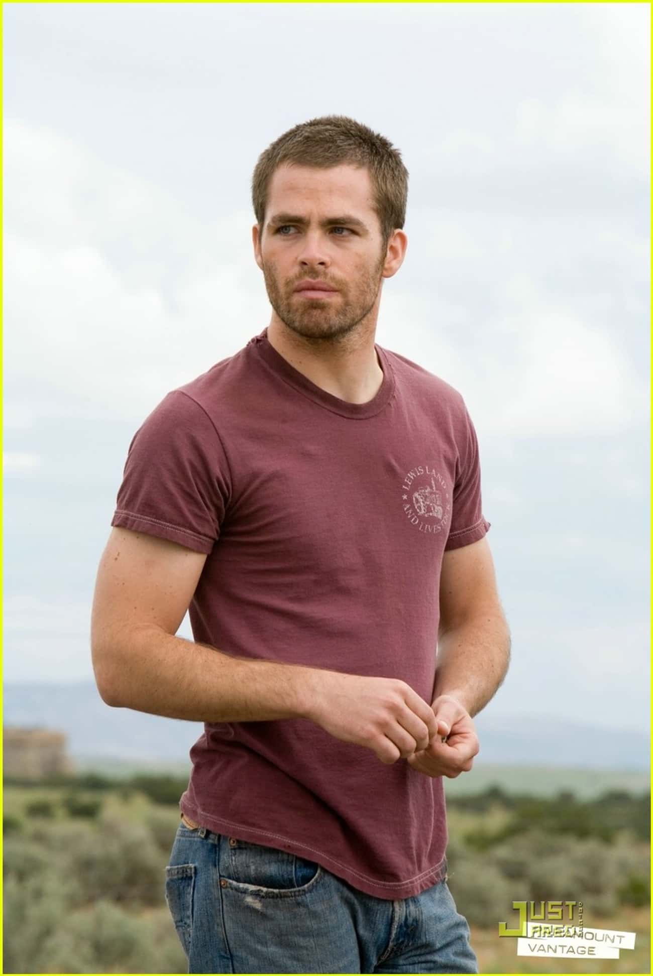 Chris Pine in Levis Land T-Shirt with Low Bootcut Jeans