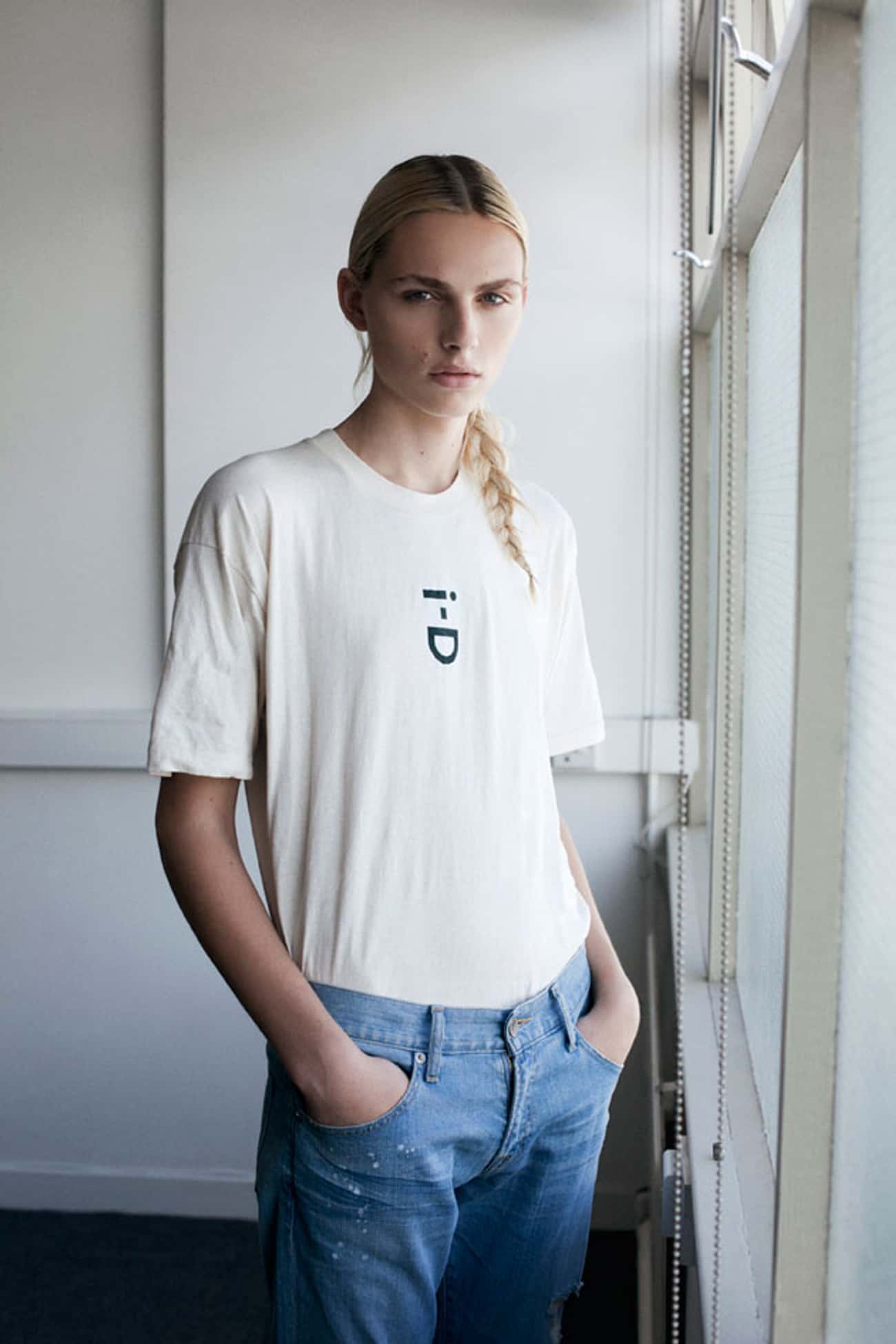 Andrej Pejic in White Cotton T-Shirt with Denim Jeans