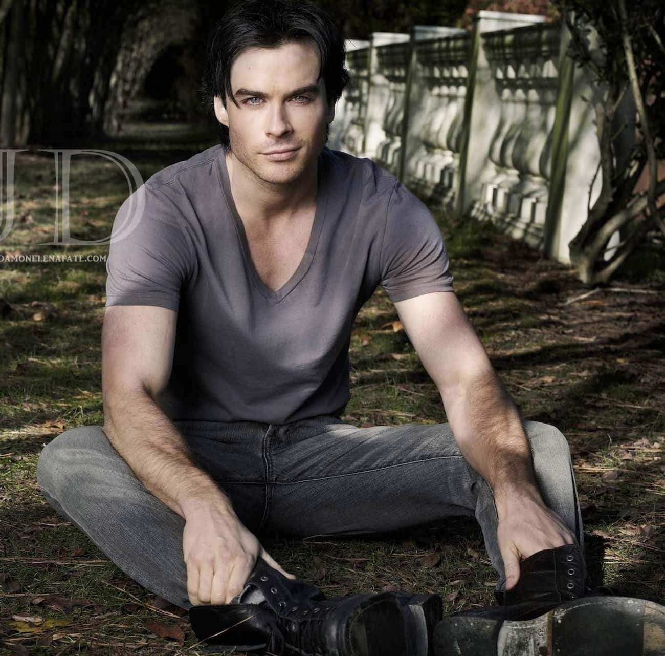 Ian Somerhalder in V- Neck T-Shirt with Straight Jeans