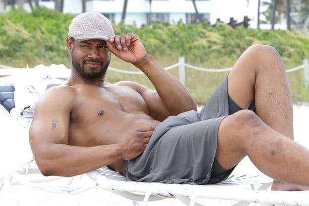 Hot Isaiah Mustafa Photos | Sexy Isaiah Mustafa Pictures