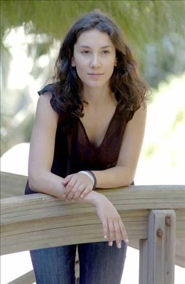 Sibel Kekilli Admires All of the People in the Park