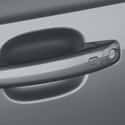 Outer door handle on Random Essential Auto Parts Guid