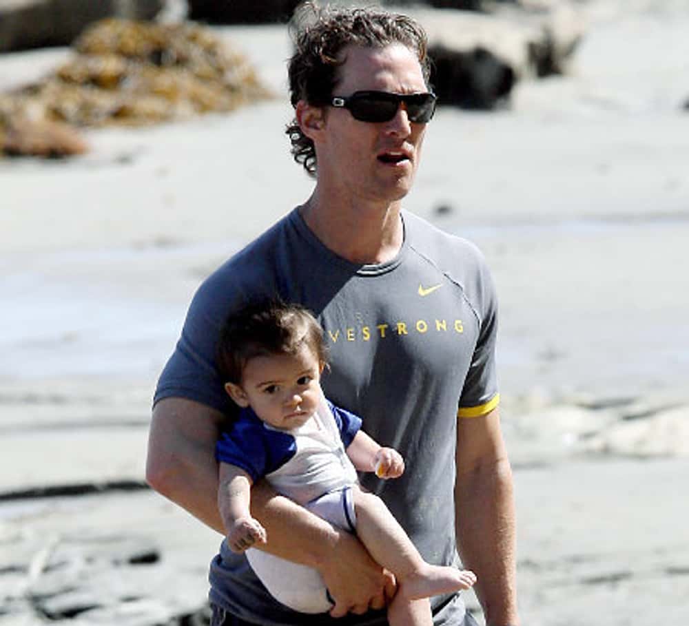 Hot Guys with Babies | List of Celebs With Their Kids (Page 2)