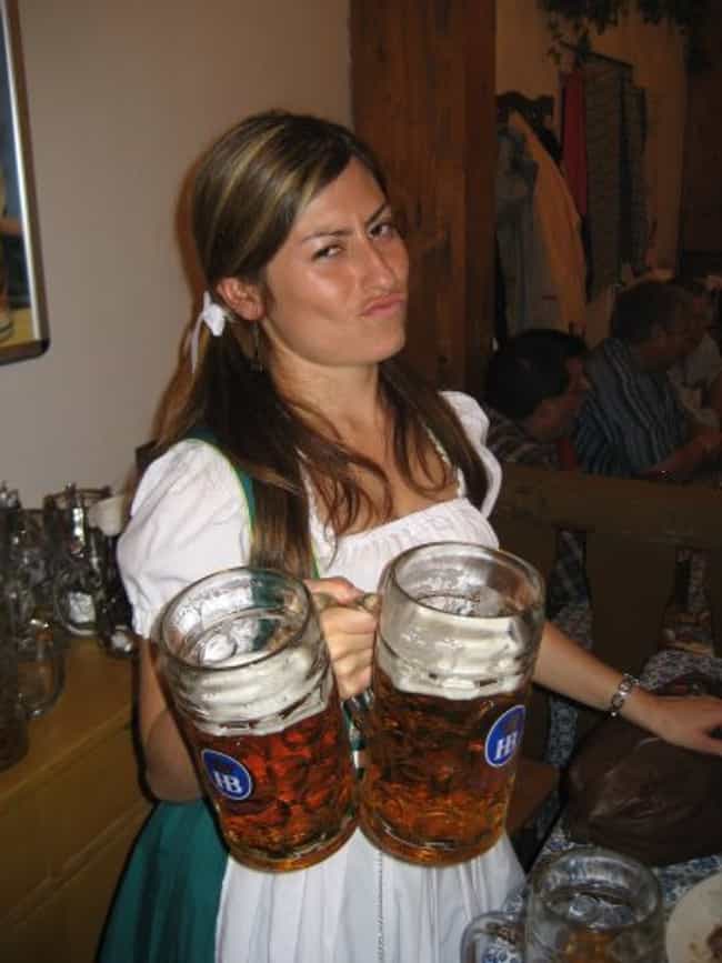 Sexy Dirndl Girls 100 Hot Oktoberfest Girls Cleavage And All Page 25