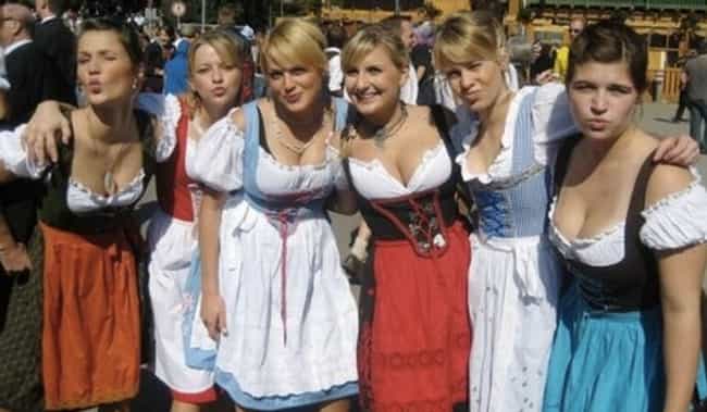 Sexy Dirndl Girls 100 Hot Oktoberfest Girls Cleavage And All Page 18