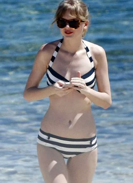 Sometimes, Taylor Swift Wears  is listed (or ranked) 20 on the list The 26 Hottest Taylor Swift Pictures