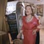 Queen B. is listed (or ranked) 3 on the list Arrested Development Season 4 Episodes, Ranked Best to Worst