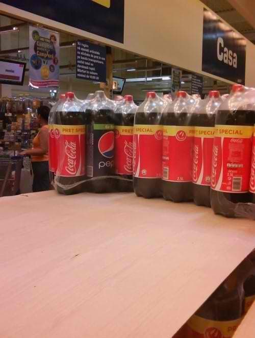 50 Infuriating Images That Will Trigger Your OCD